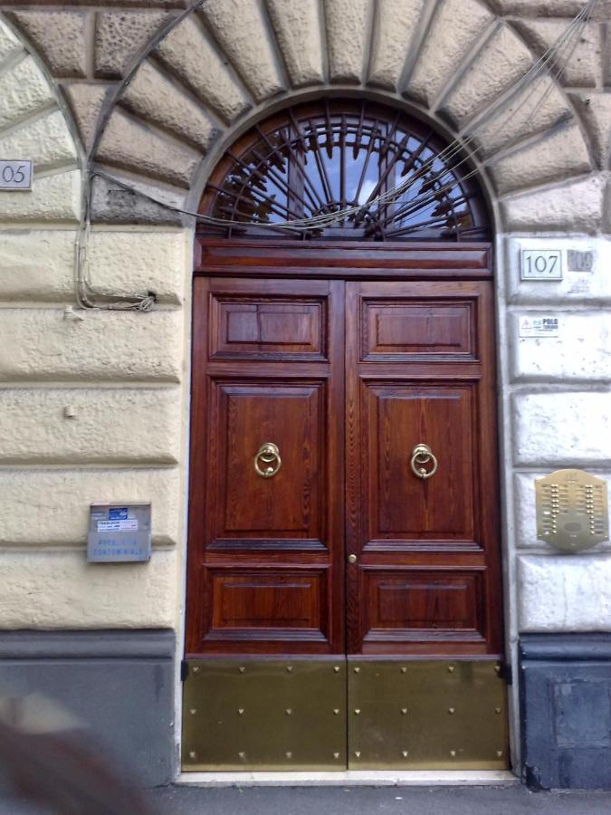 Amici Di Roma Lägenhet Exteriör bild